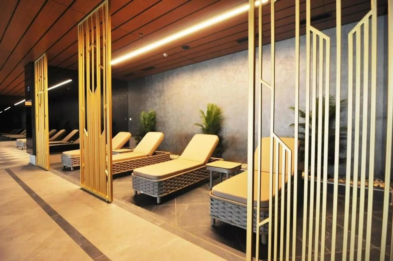 Gorgeous Corner Deluxe 1Bd Condopoolviews! #133 Istanbul 0*,